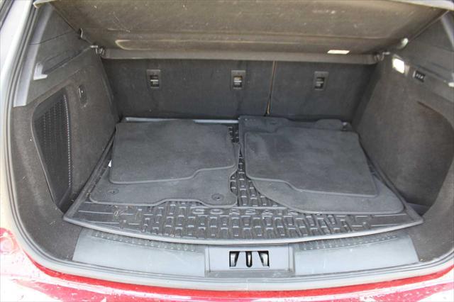 Photo of 2023 Red Carpet Metallic Tinted Clearcoat Lincoln Corsair
