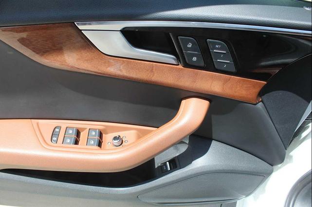 Photo of 2022 Ibis White Audi A4