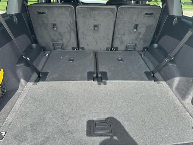 Photo of 2025 MYTHOS BLACK Audi Q7