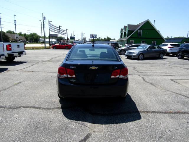 Photo of 2014 Blue Chevrolet Cruze