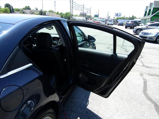 Photo of 2014 Blue Chevrolet Cruze