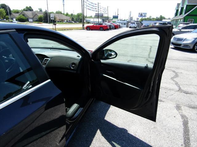 Photo of 2014 Blue Chevrolet Cruze