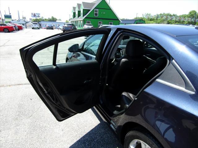 Photo of 2014 Blue Chevrolet Cruze