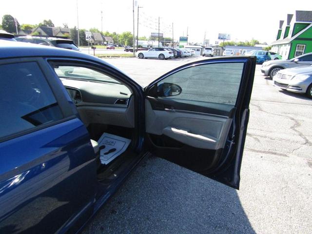 Photo of 2017 Lakeside Blue Hyundai ELANTRA