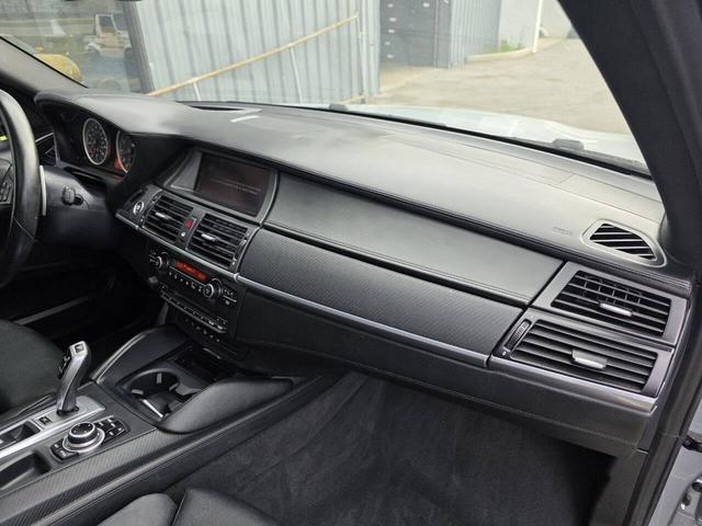 Photo of 2013 Silver BMW X5 M
