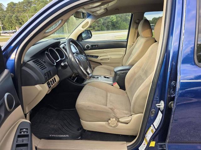 Photo of 2015 Blue Ribbon Metallic Toyota Tacoma