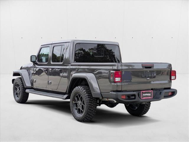 Photo of 2025 Granite Crystal Metallic Clearcoat Jeep Gladiator