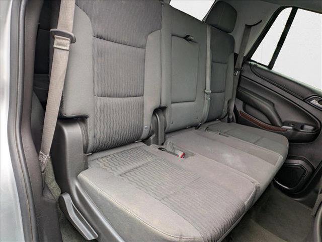 Photo of 2015 Quicksilver Metallic GMC Yukon