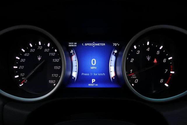 Photo of 2014 Nero Maserati Ghibli