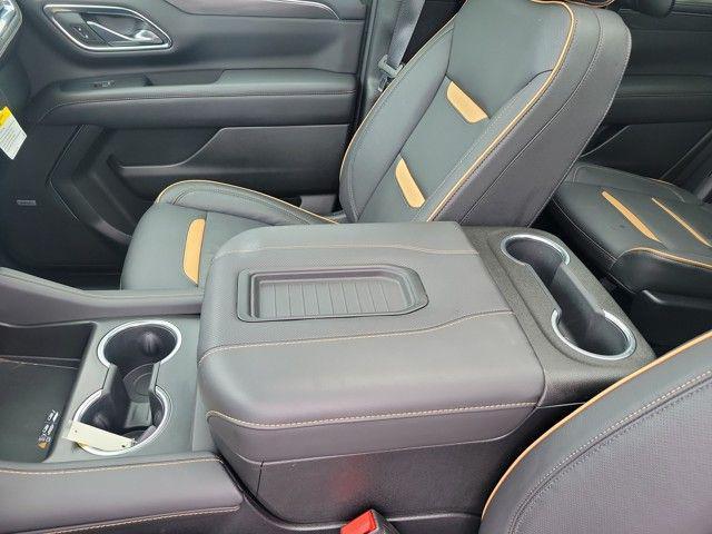 Photo of 2024 Onyx Black GMC Yukon