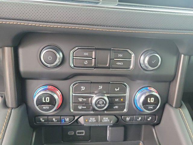 Photo of 2024 Onyx Black GMC Yukon