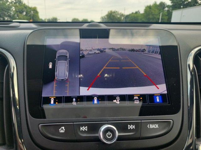 Photo of 2022 Summit White Chevrolet Equinox