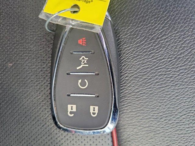 Photo of 2022 Summit White Chevrolet Equinox