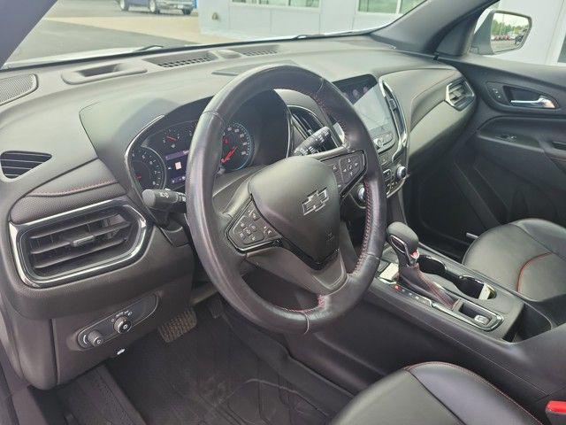 Photo of 2022 Summit White Chevrolet Equinox