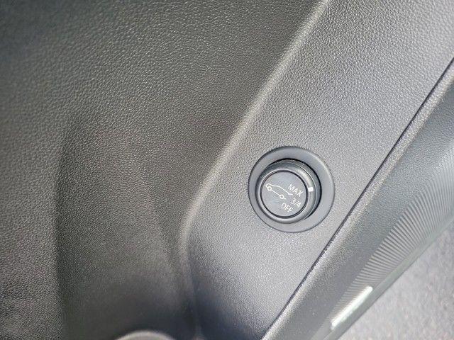 Photo of 2022 Summit White Chevrolet Equinox