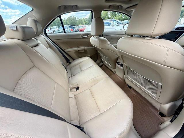 Photo of 2011 Blue Suzuki Kizashi
