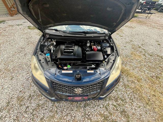 Photo of 2011 Blue Suzuki Kizashi