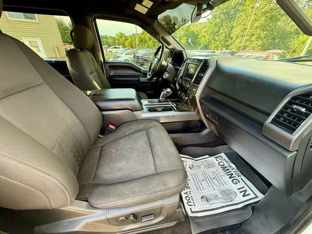 Photo of 2019 Oxford White Ford F-150