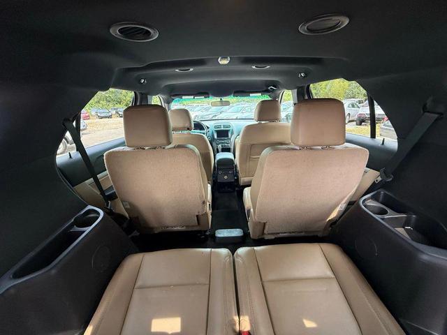 Photo of 2016 Caribou Metallic Ford Explorer