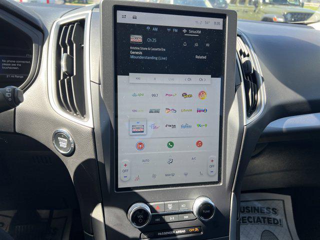 Photo of 2024 Carbonized Gray Metallic Ford Edge