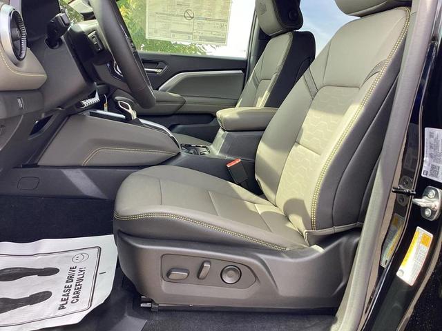 Photo of 2026 Black Chevrolet Colorado