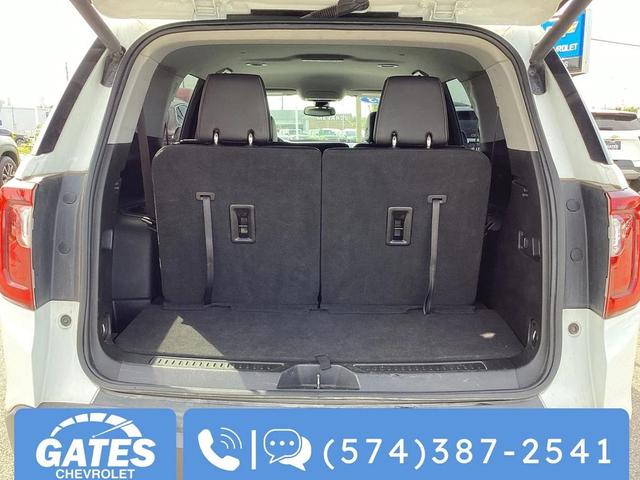 Photo of 2023 Summit White GMC Acadia