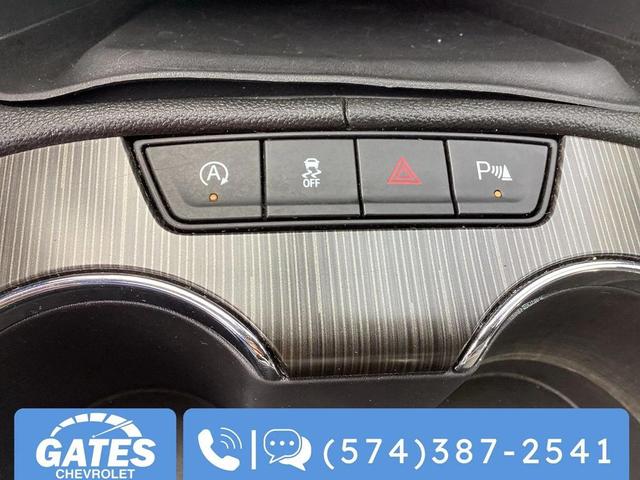 Photo of 2023 Summit White GMC Acadia