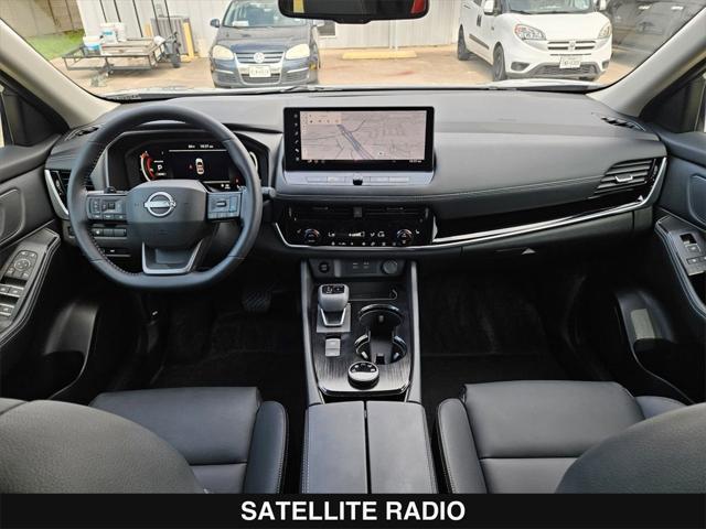 Photo of 2025 Boulder Gray Pearl Nissan Rogue
