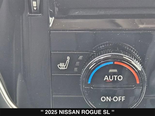 Photo of 2025 Boulder Gray Pearl Nissan Rogue