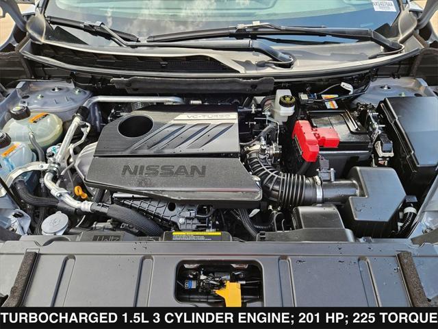 Photo of 2025 Boulder Gray Pearl Nissan Rogue