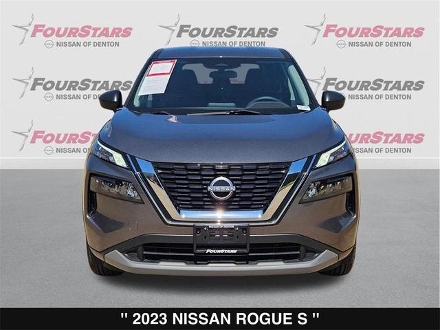 Photo of 2023 Gun Metallic Nissan Rogue