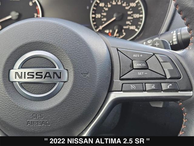 Photo of 2022 Super Black Clearcoat Nissan Altima
