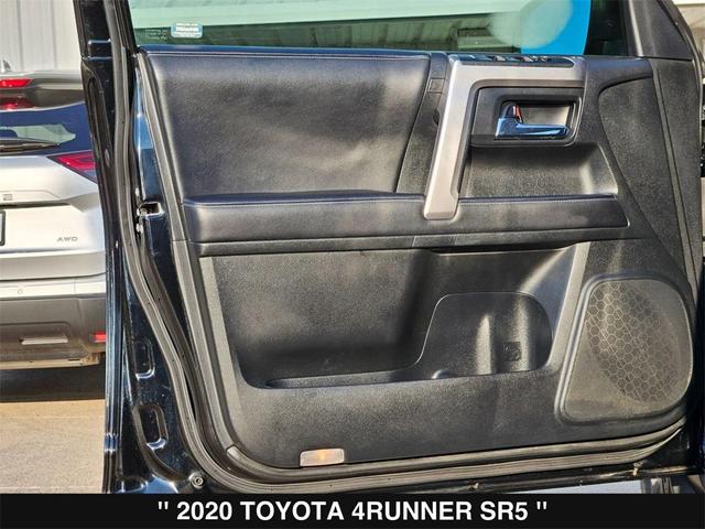 Photo of 2020 Black Toyota 4Runner