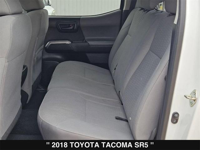 Photo of 2018 White Toyota Tacoma