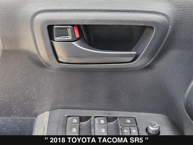 Photo of 2018 White Toyota Tacoma