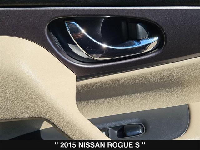 Photo of 2015 Super Black Nissan Rogue