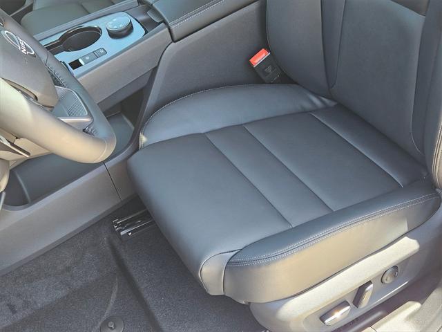 Photo of 2025 Boulder Gray Pearl/Super Black Nissan Rogue