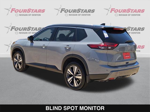 Photo of 2025 Boulder Gray Pearl/Super Black Nissan Rogue