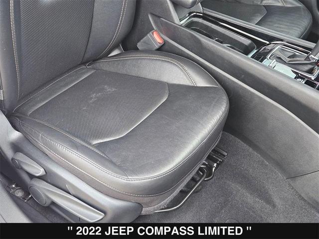 Photo of 2022 Bright White Clearcoat Jeep Compass