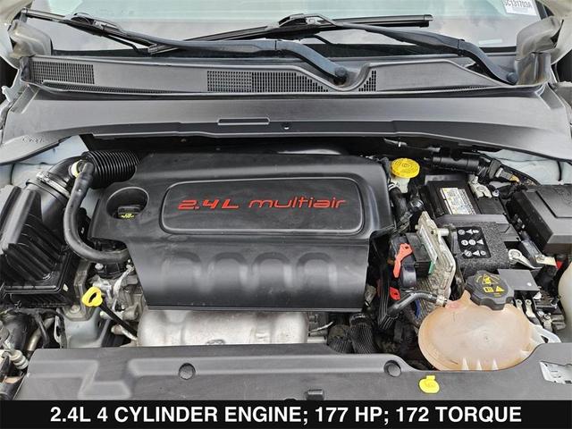Photo of 2022 Bright White Clearcoat Jeep Compass