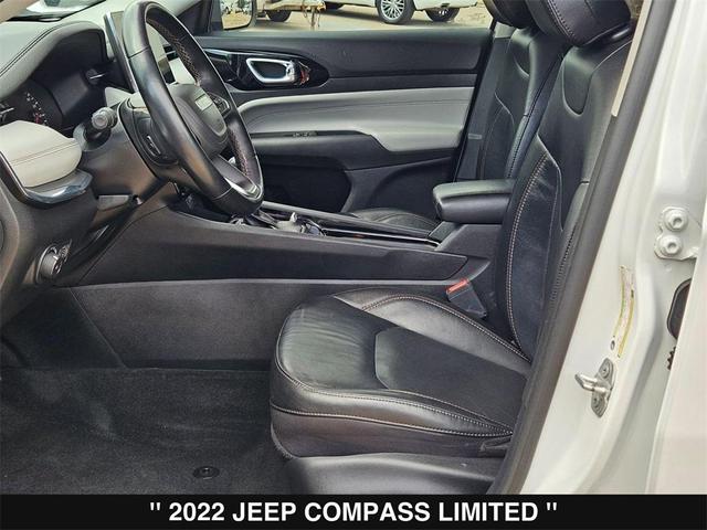 Photo of 2022 Bright White Clearcoat Jeep Compass