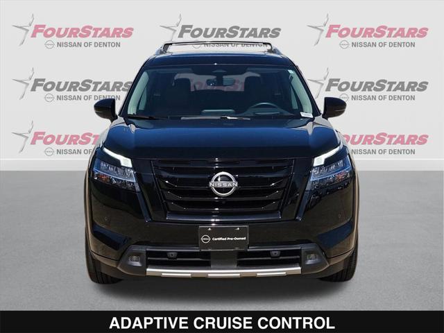 Photo of 2024 Super Black Nissan Pathfinder