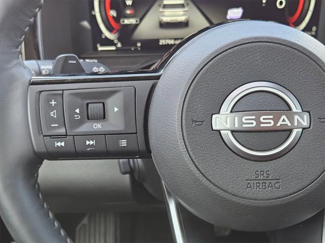 Photo of 2024 Super Black Nissan Pathfinder