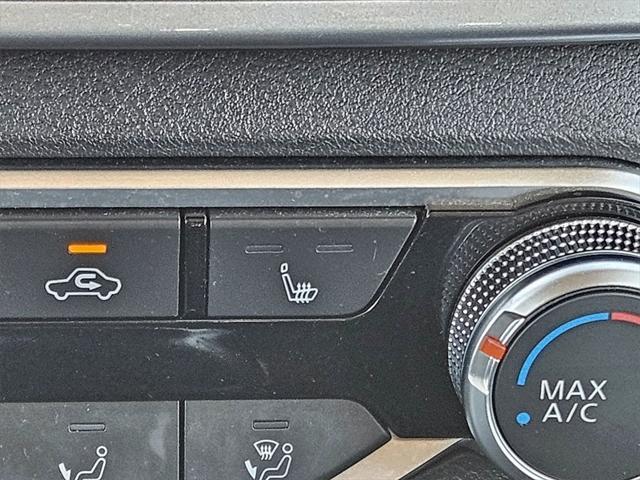 Photo of 2024 Gray Sky Pearl Nissan Altima