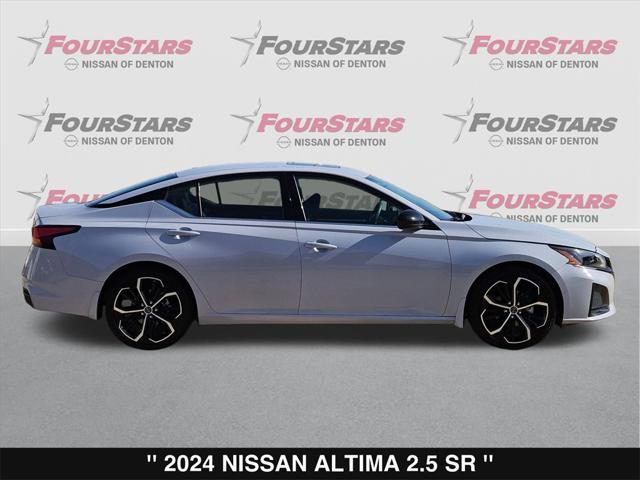 Photo of 2024 Gray Sky Pearl Nissan Altima