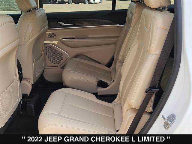 Photo of 2022 Bright White Clearcoat Jeep Grand Cherokee L