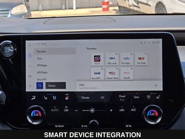 Photo of 2023 White Lexus RX 350