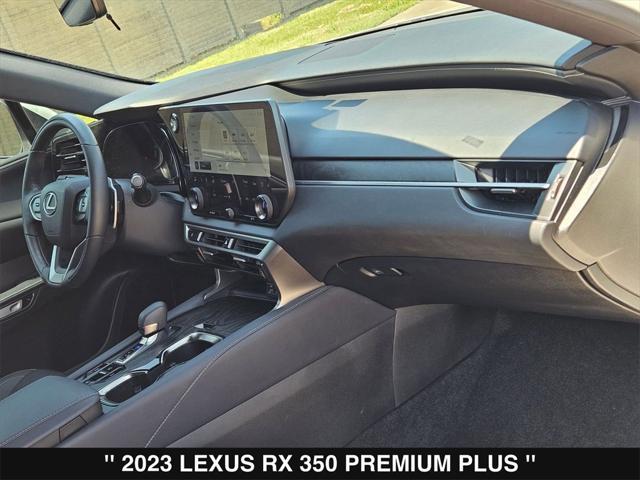 Photo of 2023 White Lexus RX 350