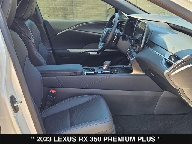 Photo of 2023 White Lexus RX 350