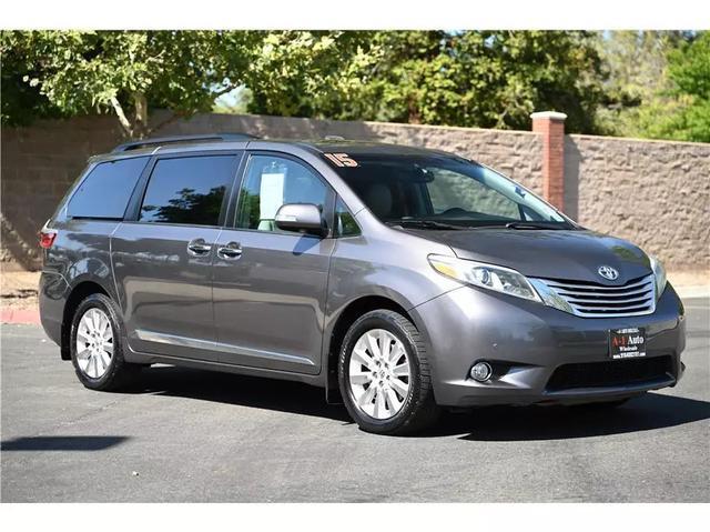 2015 Toyota Sienna